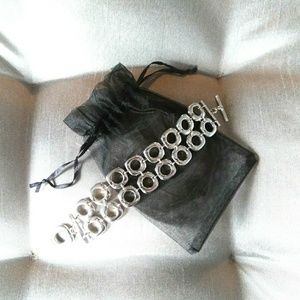 Statement Silver bracelet🎁